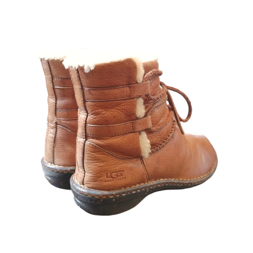 UGG Caspia Tan Brown Leather Lace Up Ankle Sheepskin Warm Boots Womens Size 7